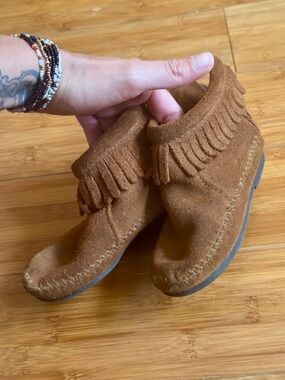 Minnetonka Suede Fringe Moccasins - Brown